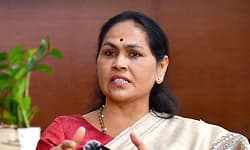 ರಾಜ್ಯದಲ್ಲಿ ಅಭಿವೃದ್ಧಿ ಶೂನ್ಯ; ಕುರ್ಚಿಗಾಗಿ ಕಿತ್ತಾಟ: ಸಚಿವೆ ಶೋಭಾ ಕರಂದ್ಲಾಜೆ