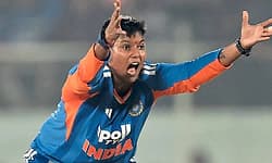 ದೀಪ್ತಿ ಶರ್ಮ ಈಗ ನಂ.1 ಟಿ20 ಬೌಲರ್: ಮೊದಲ ಸಲ ಅಗ್ರಸ್ಥಾನಕ್ಕೆ ಲಗ್ಗೆ