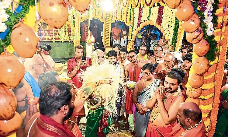 Udupi: ಪರ್ಯಾಯ ಶ್ರೀ ಪುತ್ತಿಗೆ ಶ್ರೀಕೃಷ್ಣ ಮಠ: ಚತುಷ್ಪವಿತ್ರ ನಾಗಮಂಡಲ ಸಂಪನ್ನ