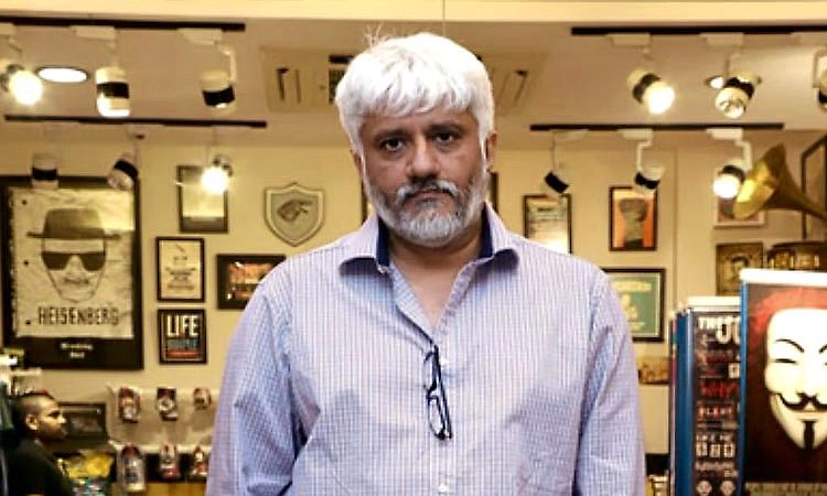 ಬಾಲಿವುಡ್‌ನ ಖ್ಯಾತ ನಿರ್ಮಾಪಕ ವಿಕ್ರಮ್‌ ಭಟ್‌, ಪುತ್ರಿ ವಿರುದ್ಧ ವಂಚನೆ ಆರೋಪ; ದೂರು ದಾಖಲು