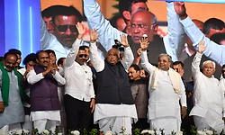 ಗವರ್ನರ್‌ ಕೇಂದ್ರ ಸರಕಾರದ ಕೈಗೊಂಬೆ: ಮಲ್ಲಿಕಾರ್ಜುನ ಖರ್ಗೆ ಕೆಂಡ