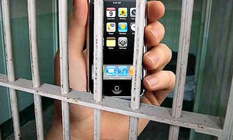 Mangaluru: ಜೈಲಿನಲ್ಲಿ ಮೊಬೈಲ್ ಪತ್ತೆ