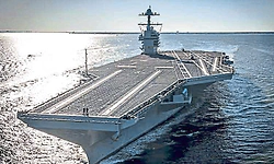 ಅಮೆರಿಕ ಯುದ್ಧ ನೌಕೆಯಲ್ಲಿ ಈಗ ಶೌಚಾಲಯಕ್ಕಾಗಿ ಕದನ!