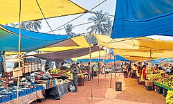 Manipal: ಸೌಕರ್ಯಗಳಿಲ್ಲದೆ ನಲುಗಿದ ಆತ್ರಾಡಿ ವಾರದ ಸಂತೆ