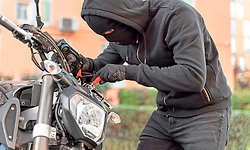 Sulya: ಎಡಮಂಗಲದಿಂದ ಕಳವಾದ ಬೈಕ್‌ ಬೆಂಗಳೂರಿನಲ್ಲಿ ಪತ್ತೆ