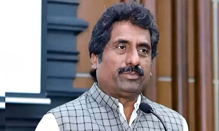 ಶಾಸಕರು ಸಮಯ ಕೊಡ್ತಿಲ್ಲ, 22 ಇಂದಿರಾ ಕ್ಯಾಂಟೀನ್‌ ಉದ್ಘಾಟನೆ ಆಗ್ತಿಲ್ಲ - ಸಚಿವ ರಹೀಂ ಖಾನ್