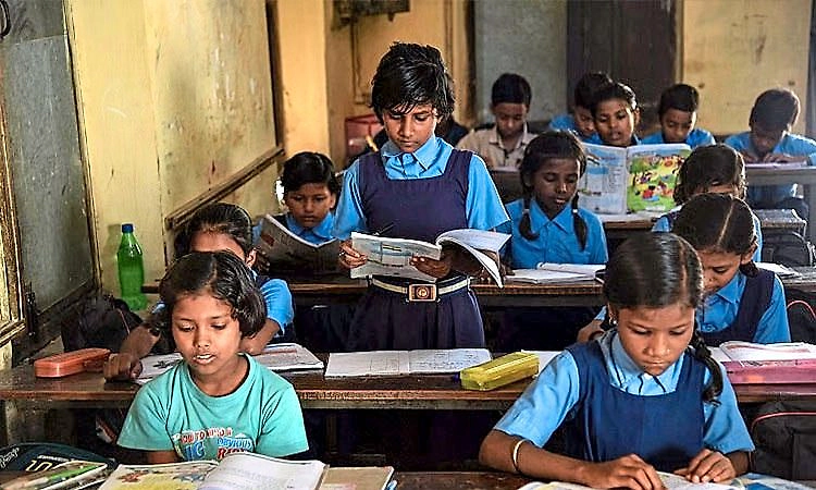 ಸರಕಾರಿ ಪೂ.ಪ್ರಾ. ಮಕ್ಕಳಿಗೆ ಸರಕಾರದಿಂದಲೇ ಪಠ್ಯ!