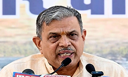 RSS not Indian Ku Klux Klan, says Hosabale; flags misunderstandings in US