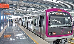 Metro services to start early from 3:30 am on April 26 for 10K run