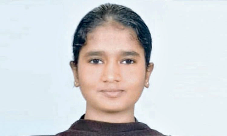 SSLC Results: ಸ್ಮಾರ್ಟ್‌ ಸ್ಟಡಿ ಮಾಡಿ ಸೌಜನ್ಯ ಕಂದಕೂರ ರಾಜ್ಯಕ್ಕೆ ಟಾಪರ್