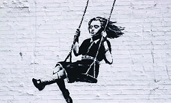 ಶಿವಮೊಗ್ಗ:ಜೋಕಾಲಿ ಆಡುತ್ತಿದ್ದ ಬಾಲಕಿ ಕುಣಿಕೆ ಬಿಗಿದು ಸಾವು!