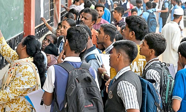 ಉಡುಪಿ ಜಿಲ್ಲೆ ವಿದ್ಯಾರ್ಥಿಗಳಿಂದ ದಾಖಲೆ ನಿರ್ಮಾಣ: ಒಂದು ಸಾಧನೆಗೆ ಹಲವಾರು ಸೂತ್ರಗಳು