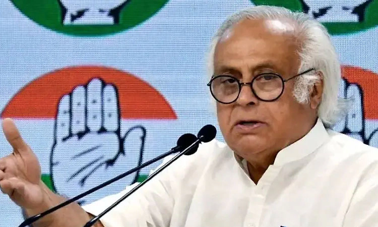 ಟ್ರಂಪ್‌ ಓಲೈಕೆಗೆ ದೇಶದ ಹಿತಾಸಕ್ತಿ ಜತೆ ರಾಜಿ: ಮೋದಿ ವಿರುದ್ಧ ಕಾಂಗ್ರೆಸ್‌ ಕಿಡಿ