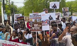 ನಿರುದ್ಯೋಗದ ವಿರುದ್ಧ ವಿಲ್ಲುಪುರಂ, ಮಧುರೈನಲ್ಲಿ ‘ಜಿರಳೆ’ ಪ್ರತಿಭಟನೆ