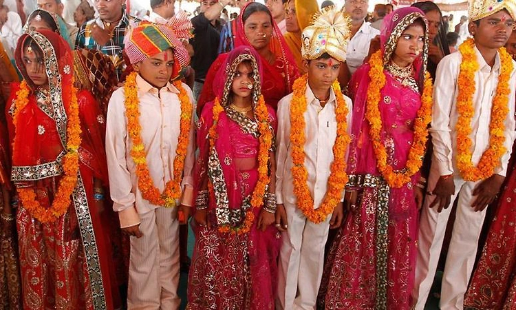 Curbing child marriage: Maharashtra contemplating rule mandating birth dates on wedding cards
