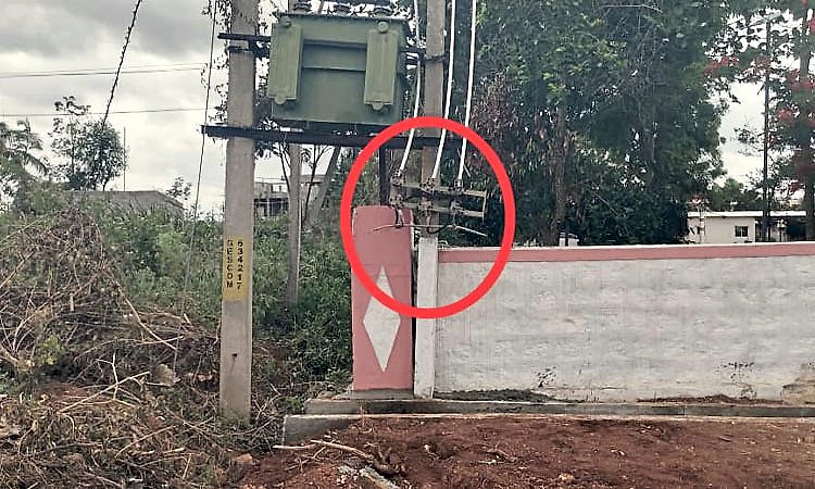 Kushtagi: ವಿದ್ಯುತ್ ತಂತಿ ಸ್ಪರ್ಶ, ಕಟ್ಟಡ ಕಾರ್ಮಿಕ ಸ್ಥಳದಲ್ಲೇ ಸಾವು