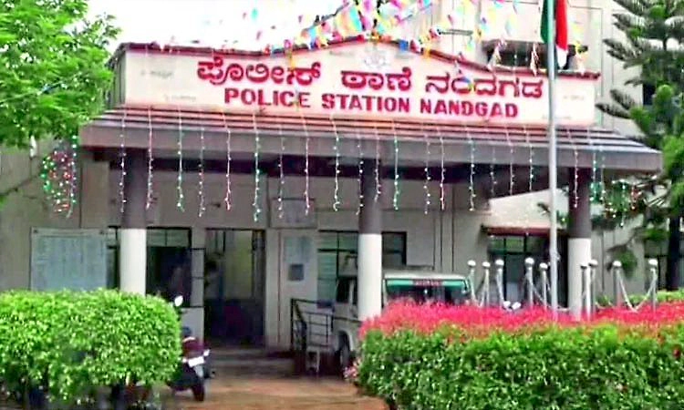 ಖಾನಾಪುರದಲ್ಲಿ ಎಸ್‌ಸಿ ಮಕ್ಕಳಿಗೆ ಪ್ರತ್ಯೇಕ ತಟ್ಟೆಯಲ್ಲಿ ಊಟ: ಕೇಸ್‌