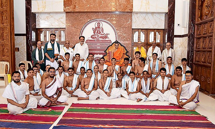 ಶ್ರೀ ಪರ್ತಗಾಳಿ ಜೀವೋತ್ತಮ ಕೇಂದ್ರ ಮಠದಲ್ಲಿ ʼಜೀವೋತ್ತಮ ವಿದ್ಯಾಪೀಠಂʼ ಉದ್ಘಾಟನೆ