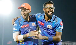 Mumbai Indians: ಮುಂಬೈ ಬಿಡುವರೆ ಪಾಂಡ್ಯ, ಸೂರ್ಯ?