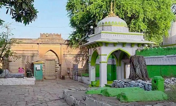 Bhojshala row: SC to hear Muslim side's plea over location of alternative namaz site on July 29