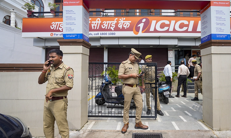 Bank unions threaten nationwide strike on Sep 11 to press for 5-day banking, other demands