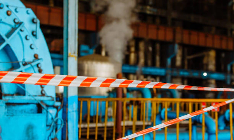25 fall ill after ammonia gas leaks from ice factory in Bengal's Basirhat