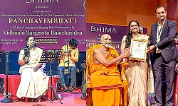 Udupi singer Sangeetha Balachandra sets world record with 25-hour solo Dasara Padagalu recital