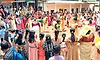 ಗಡಿನಾಡಿನಲ್ಲಿ ಓಣಂ ಸಂಭ್ರಮ: ಗಡಿ ಮೀರಿದ ಹಬ್ಬದ ಬಣ್ಣ