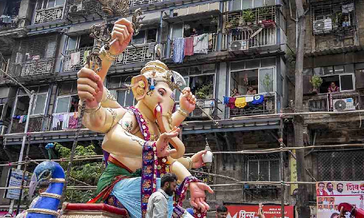ಗಣೇಶ ಮೂರ್ತಿ ಮೆರವಣಿಗೆಯ ಮೇಲೆ ಮೊಟ್ಟೆ ಎಸೆತ: ಎಫ್‌ಐಆರ್ ದಾಖಲು