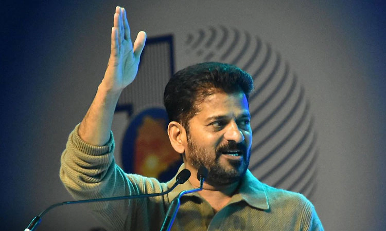 ಅಮೆರಿಕ ಪ್ರವಾಸಕ್ಕೆ ಅನುಮತಿ ನಿರಾಕರಣೆ: ಪ್ರಧಾನಿ ಮೋದಿ ವಿರುದ್ಧ ರೇವಂತ್ ರೆಡ್ಡಿ ವಾಗ್ದಾಳಿ