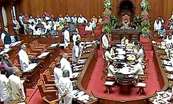 ರಾಮನ ಹುಂಡಿ ಗದ್ದಲ: ಮೇಲ್ಮನೆ ಕಲಾಪ ಅರ್ಧ ತಾಸು ಮುಂದೂಡಿಕೆ