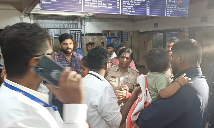 ತುಂಗಾ ಸೇತುವೆಯಿಂದ ಮೂವರು ಮಕ್ಕಳೊಡನೆ ಧುಮುಕಿದ ತಾಯಿ