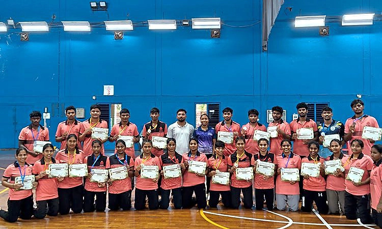 ದಕ್ಷಿಣ ಕನ್ನಡ ಜಿಲ್ಲಾ ಮಟ್ಟದ ದಸರಾ ಕ್ರೀಡಾಕೂಟ: ಆಳ್ವಾಸ್‌ಗೆ 12 ವಿಭಾಗಗಳಲ್ಲಿ ಪ್ರಶಸ್ತಿ