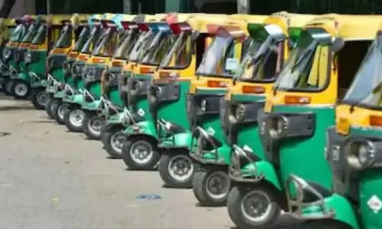 CNG, auto LPG shortage hits Bengaluru; long queues leave auto drivers struggling