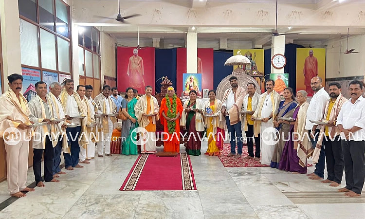 ಅಯೋಧ್ಯೆಯ ಕನ್ಯಾಡಿ ಶ್ರೀರಾಮ ಮಠಕ್ಕೆ ಮಸ್ಕತ್‌ನ ಭಕ್ತರಿಂದ 10 ಲಕ್ಷ ರೂ.ಗೂ ಅಧಿಕ ದೇಣಿಗೆ