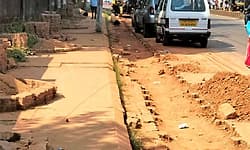 Editorial: ಪಾದಚಾರಿ ರಸ್ತೆಗಳ ಒತ್ತುವರಿ ತಡೆಯಲು ತತ್‌ಕ್ಷಣ ಕ್ರಮವಾಗಲಿ