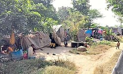 Gowribidanur: ಕನಿಷ್ಠ ಸೌಲಭ್ಯಗಳಿಲ್ಲದೇ ನಲುಗುತ್ತಿರುವ ನವಗ್ರಾಮ!