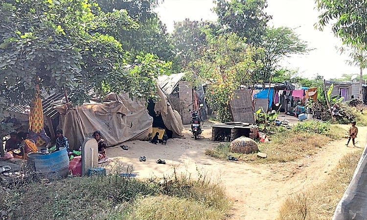 Gowribidanur: ಕನಿಷ್ಠ ಸೌಲಭ್ಯಗಳಿಲ್ಲದೇ ನಲುಗುತ್ತಿರುವ ನವಗ್ರಾಮ!