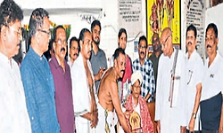 ಉಡುಪಿ ಜಿಲ್ಲಾ ರಾಜ್ಯೋತ್ಸವ ಪ್ರಶಸ್ತಿ ಪುರಸ್ಕೃತ ದೈವಾರಾಧಕ ಬೂಬ ಪರವಾ ಅವರಿಗೆ ಸಮ್ಮಾನ