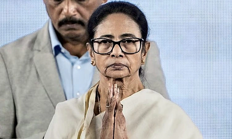 ವಿಪಕ್ಷಗಳ ದಮನಕ್ಕೆ ಯತ್ನ: ಚು.ಆಯೋಗ ವಿರುದ್ಧ ದೀದಿ ಕಿಡಿ