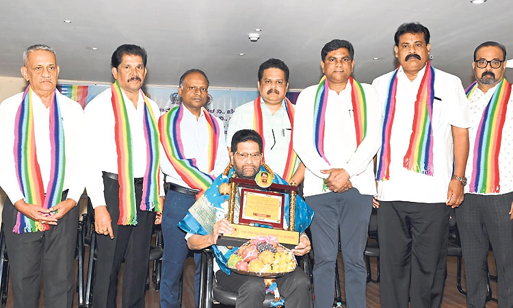 ಆರ್‌ಬಿಐ ನಿಯಮಾವಳಿ, ಸಹಕಾರ ಕಾಯ್ದೆಯನ್ನು ಅನುಸರಿಸುವ ಅಗತ್ಯವಿದೆ: ಡಾ| ಎಂಎನ್‌ಆರ್‌