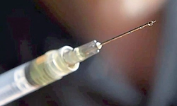 ಮಾಜಿ ಪ್ರೇಮಿಯ ಪತ್ನಿಗೆ 'ಎಚ್‌ಐವಿ' ಇಂಜೆಕ್ಷನ್ ನೀಡಿದ ಮಹಿಳೆ; ನಾಲ್ವರ ಬಂಧನ!