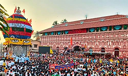 ಶಿರಸಿ ಮಾರಿಕಾಂಬಾ ಮಹಾ ರಥೋತ್ಸವಕ್ಕೆ ಅದ್ಧೂರಿ ಚಾಲನೆ