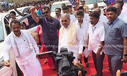 ಕಾರ್ಕಳಕ್ಕೆ ಮುಖ್ಯಮಂತ್ರಿ ಸಿದ್ದರಾಮಯ್ಯ ಆಗಮನ: ಬಿಗಿ ಪೊಲೀಸ್ ಬಂದೋಬಸ್ತ್