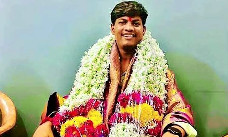 ಸ್ವಯಂ ಘೋಷಿತ ದೇವ ಮಾನವ ಮಲ್ಲಿಕಾರ್ಜುನ ಮುತ್ಯಾ ವಿರುದ್ದ ಮಕ್ಕಳ ಆಯೋಗ ದೂರು ದಾಖಲು