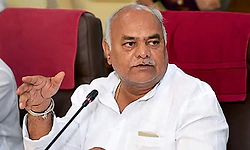 Bengaluru: ಕಬ್ಬು ಬೆಳೆಗಾರರಿಗೆ 300 ಕೋಟಿ ರೂ. ಬಿಡುಗಡೆ