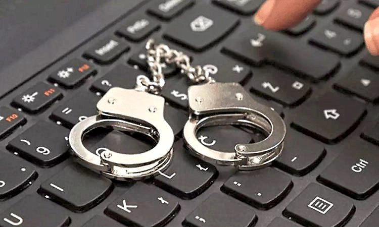 Mangaluru: ‘ಡಿಜಿಟಲ್ ಅರೆಸ್ಟ್‘ ಹೆಸರಿನಲ್ಲಿ ಬೆದರಿಸಿ 41.85 ಲಕ್ಷ ರೂ. ವಂಚನೆ