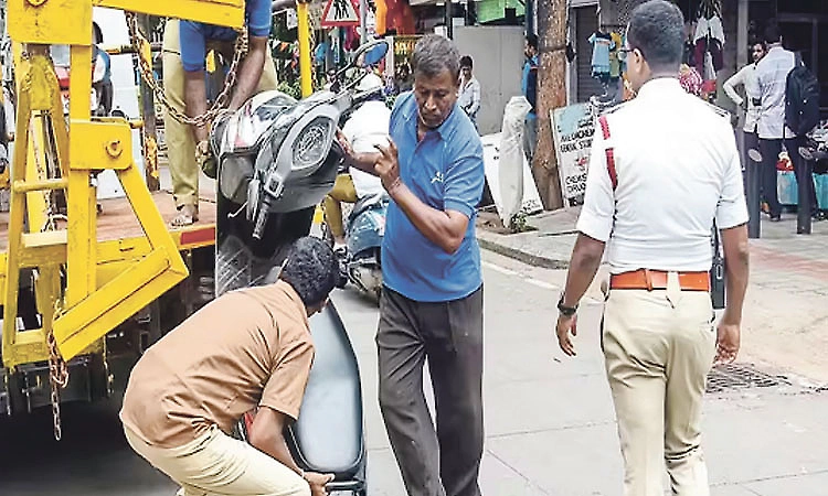 Vehicle towing to resume in Bengaluru; action against no-parking violations from weekend
