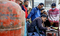 LPG Refill Booking: Good news from Centre for rural LPG consumers!
