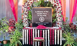 ಕಾಲ್ತುಳಿತದಲ್ಲಿ ಮಡಿದವರ ನೆನಪಿಗೆ ಚಿನ್ನಸ್ವಾಮಿಯಲ್ಲಿ ಸ್ಮಾರಕ ನಿರ್ಮಾಣ